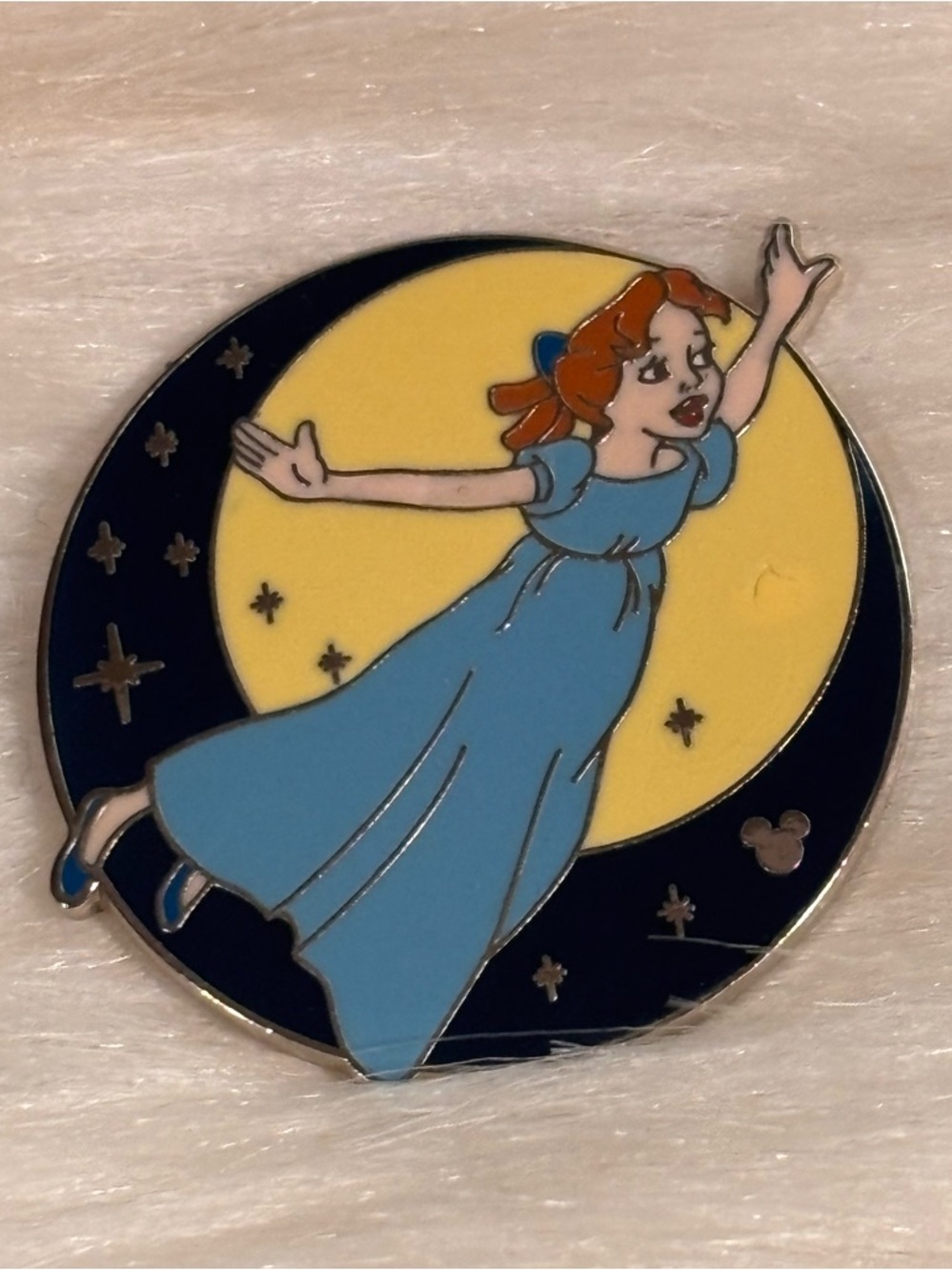 DLR Cast Lanyard Ser 4 Peter Pan Collection Wendy Disney Pin Hidden Mickey 2006